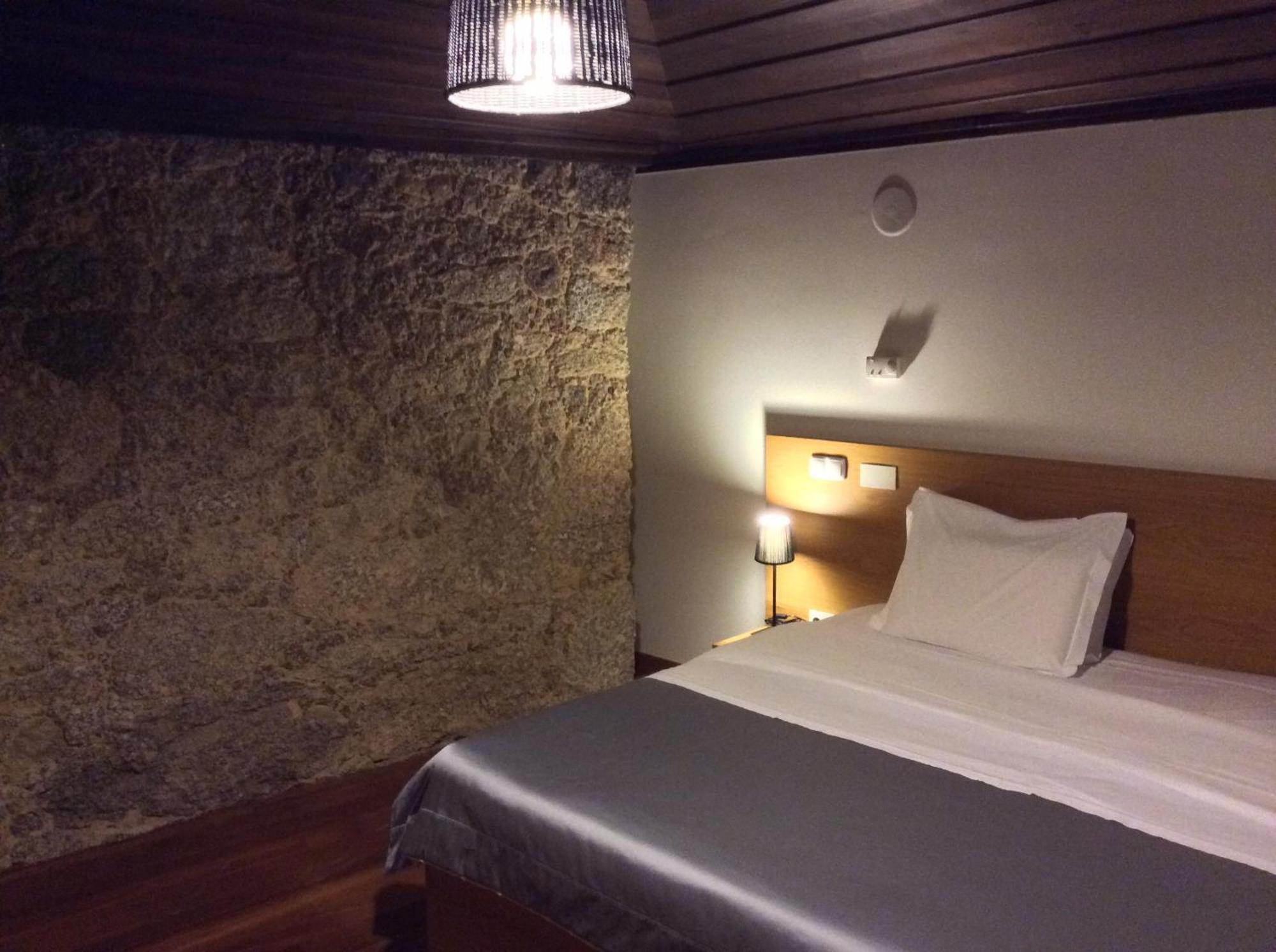 Hotel Rural Alves - Braga - Casa Alves De Torneiros Penso Rom bilde